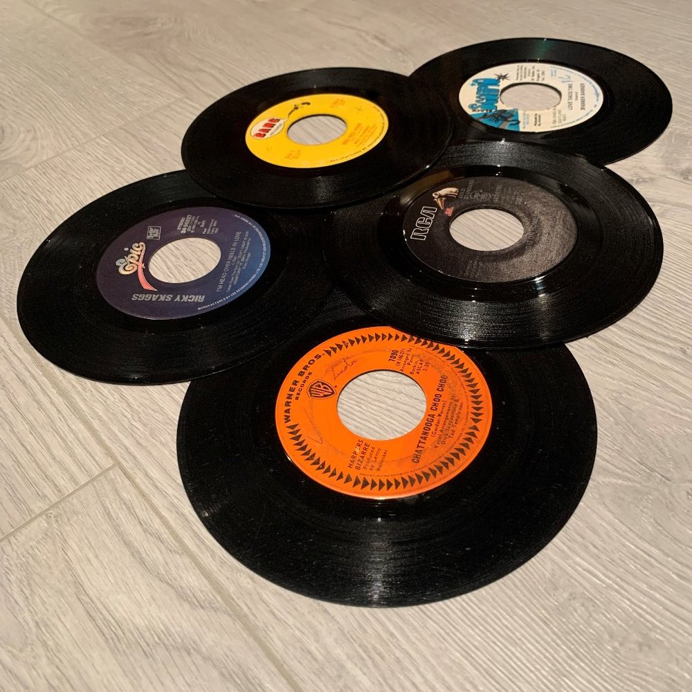 Lot of 15 Vintage 7" Vinyl Records - 45s RPM - Used for Wall Decor / Art Deco